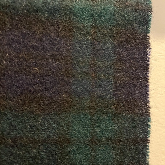 Black watch wool scarf - Picture 3 of 3